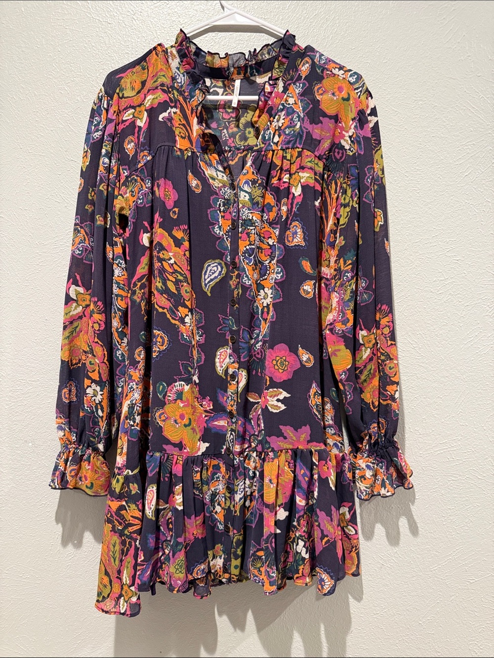 EUC Free People Ruffle Hem Long Sleeve Tunic/Mini Multicolor. PTP 18” Length 33”
